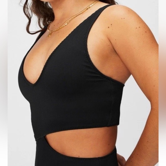 Fabletics One Piece black Swimsuit bathing suit Asymmetrical Cutout medium new - Picture 12 of 12